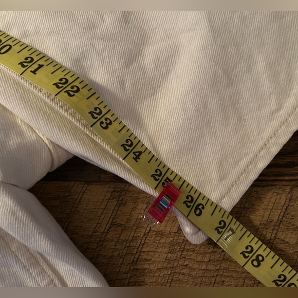 madewell | the darted barrel-leg jeans- vintage canvas - Picture 13 of 13